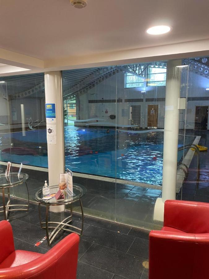 Inside No 1 Retreat
